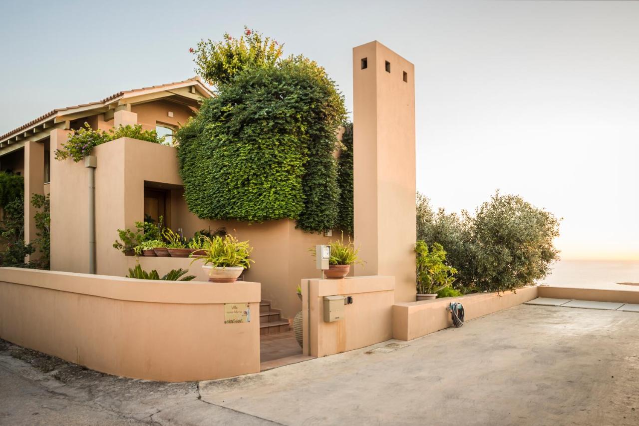 Villa Nona Maria Minia Bagian luar foto